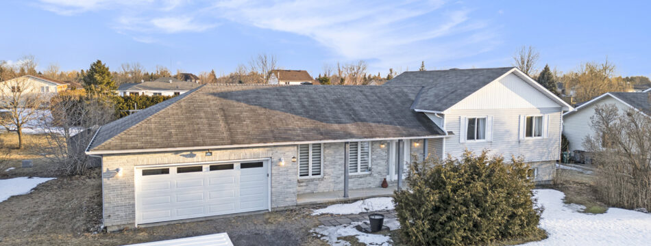 Photo of ***SOLD*** 6662 Stanmore St – A Beautiful 3 Bed 2 Bath Split Level on Half Acre Lot in Greely